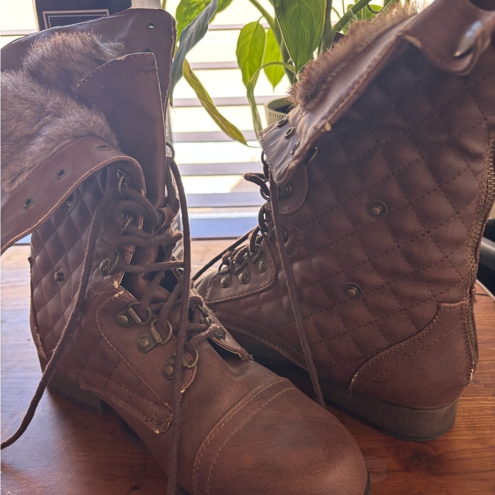 Brown Quilted Lace-Up Boots